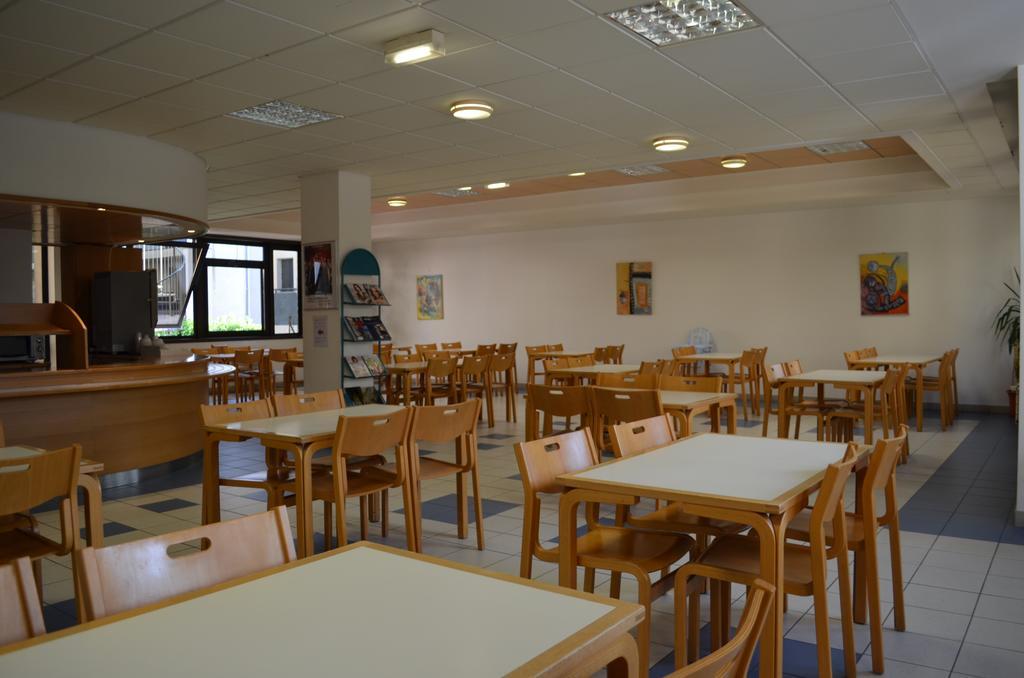 Kyriad Direct Montauban Centre Exteriör bild