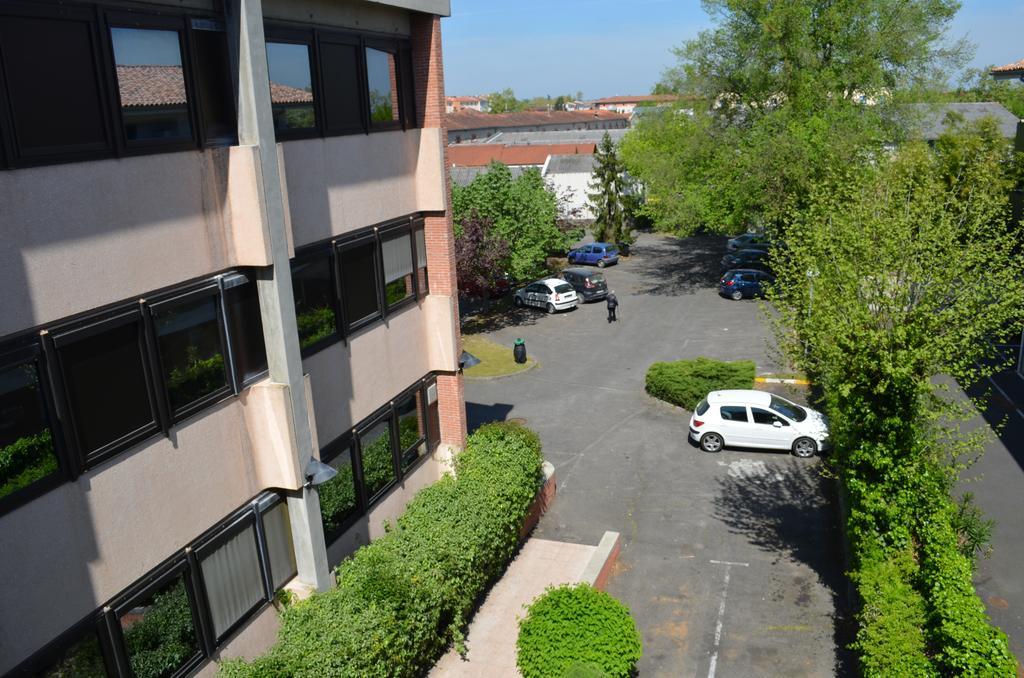 Kyriad Direct Montauban Centre Exteriör bild