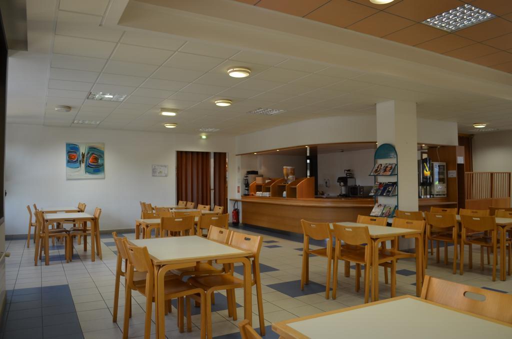 Kyriad Direct Montauban Centre Exteriör bild