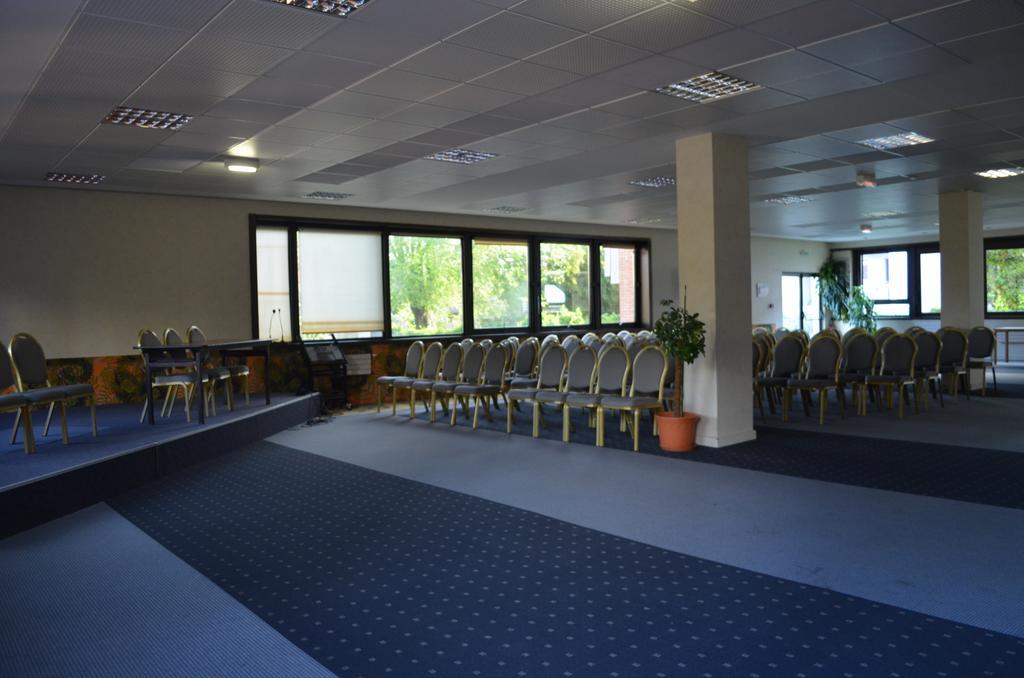 Kyriad Direct Montauban Centre Exteriör bild